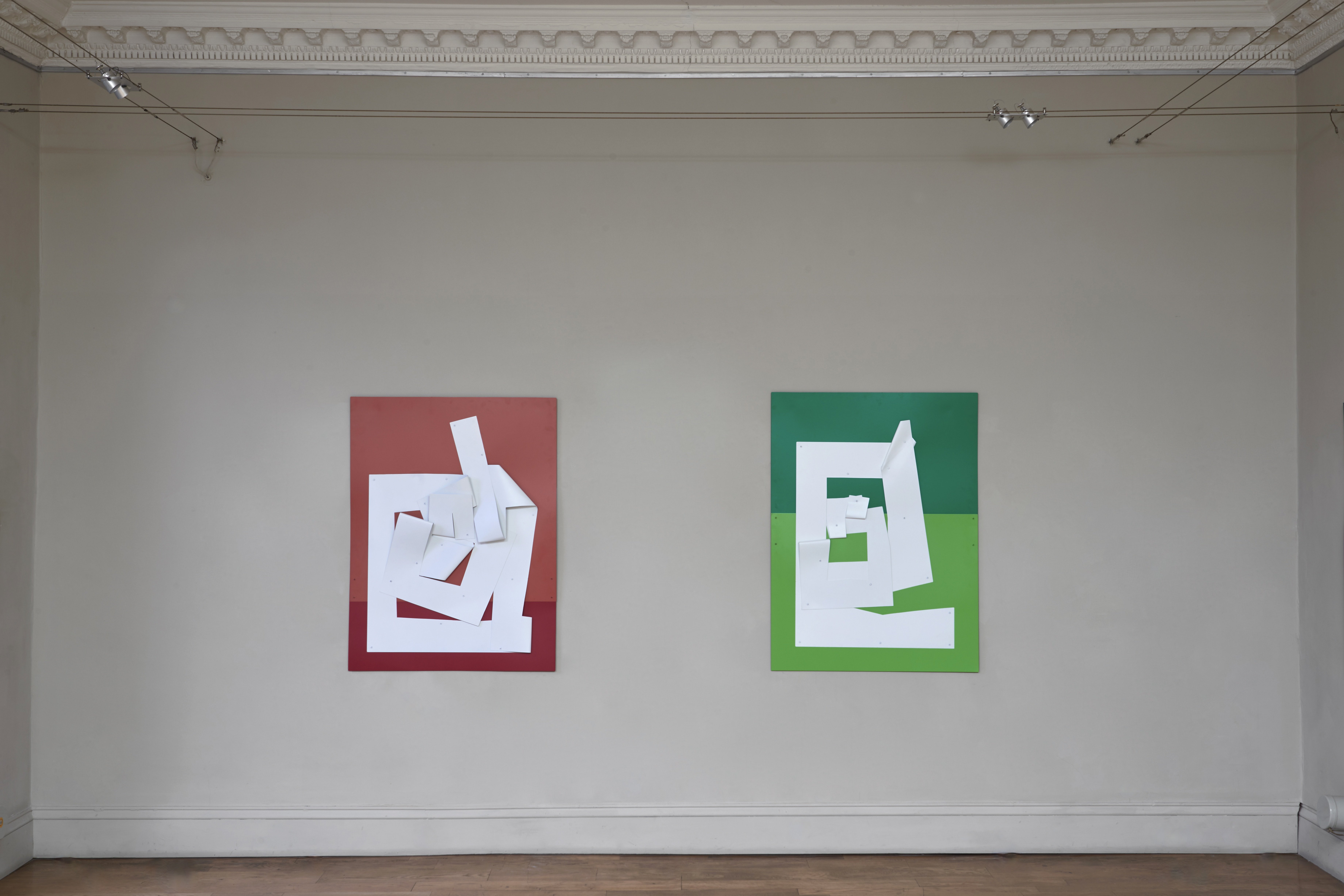 Neil Zakiewicz, from left to right: 'Traversal 9' 121×90×5cm; 'Traversal 7' 122×90×1cm; both: spray paint on steel, 2022, installation photo by Andy Keate